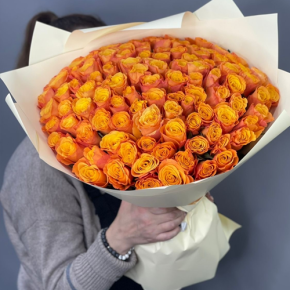 Букет из 101 огненной розы (40 см) в Куровском