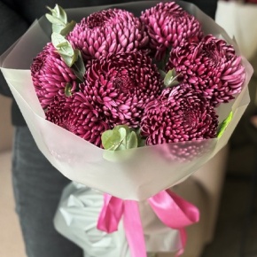 Букет "Виноградный" из 7 хризантем Бигоуди в Куровском