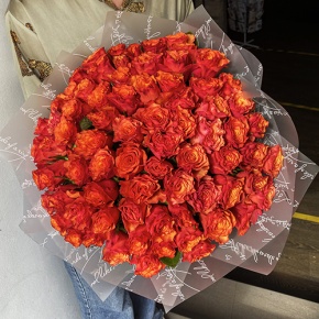 Букет 75 огненных роз (40 см) в Куровском