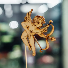 Топпер Купидон в Куровском