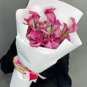 Монобукет из 21 каллы в Куровском