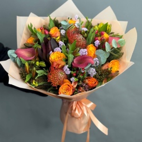 Букет "Даниэлла" из калл, роз, гиперикума, сафари, капса и лейко в Куровском