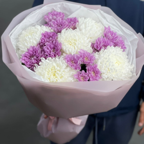 Букет "Вместе с тобой" из нежных хризантем в Куровском
