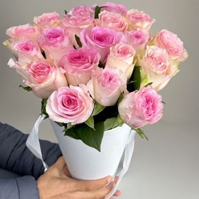 Букет из 21 розы Кения в конусе в Куровском