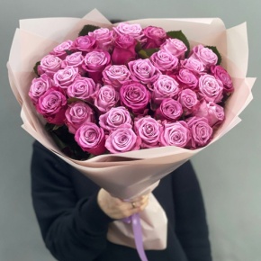 Букет из 51 розы Космик (50 см) в Куровском