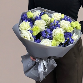 Букет из ароматных гиацинтов и эустом в Куровском