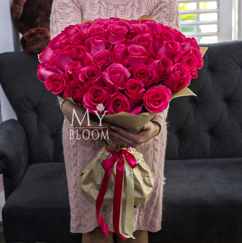 Букет 51 роза Эквадор Пинк Флоид (60 см) в Куровском